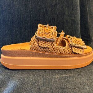 Fantasy Sandals - Bamboo Tampa Knit Raffia - Multiple Sizzes (NEW W/ BOX)
